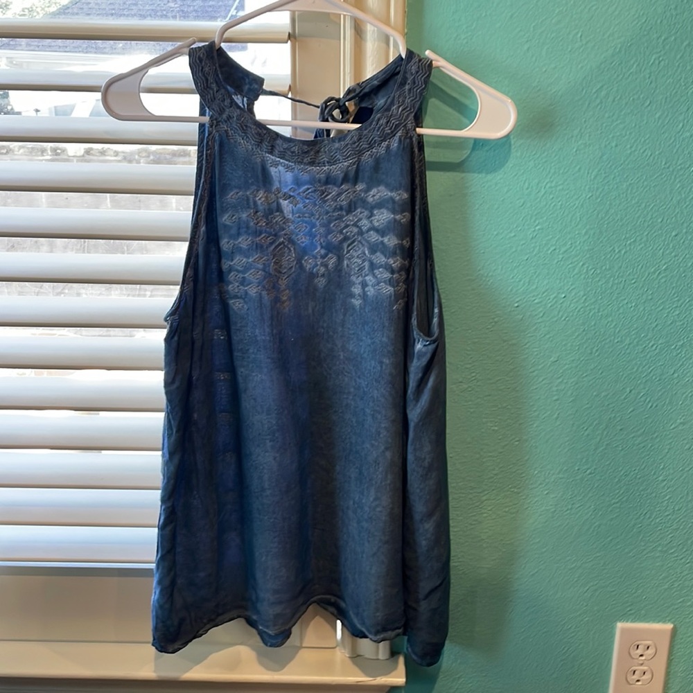 Women’s M blue patterned dressy tank top from Francesca’s